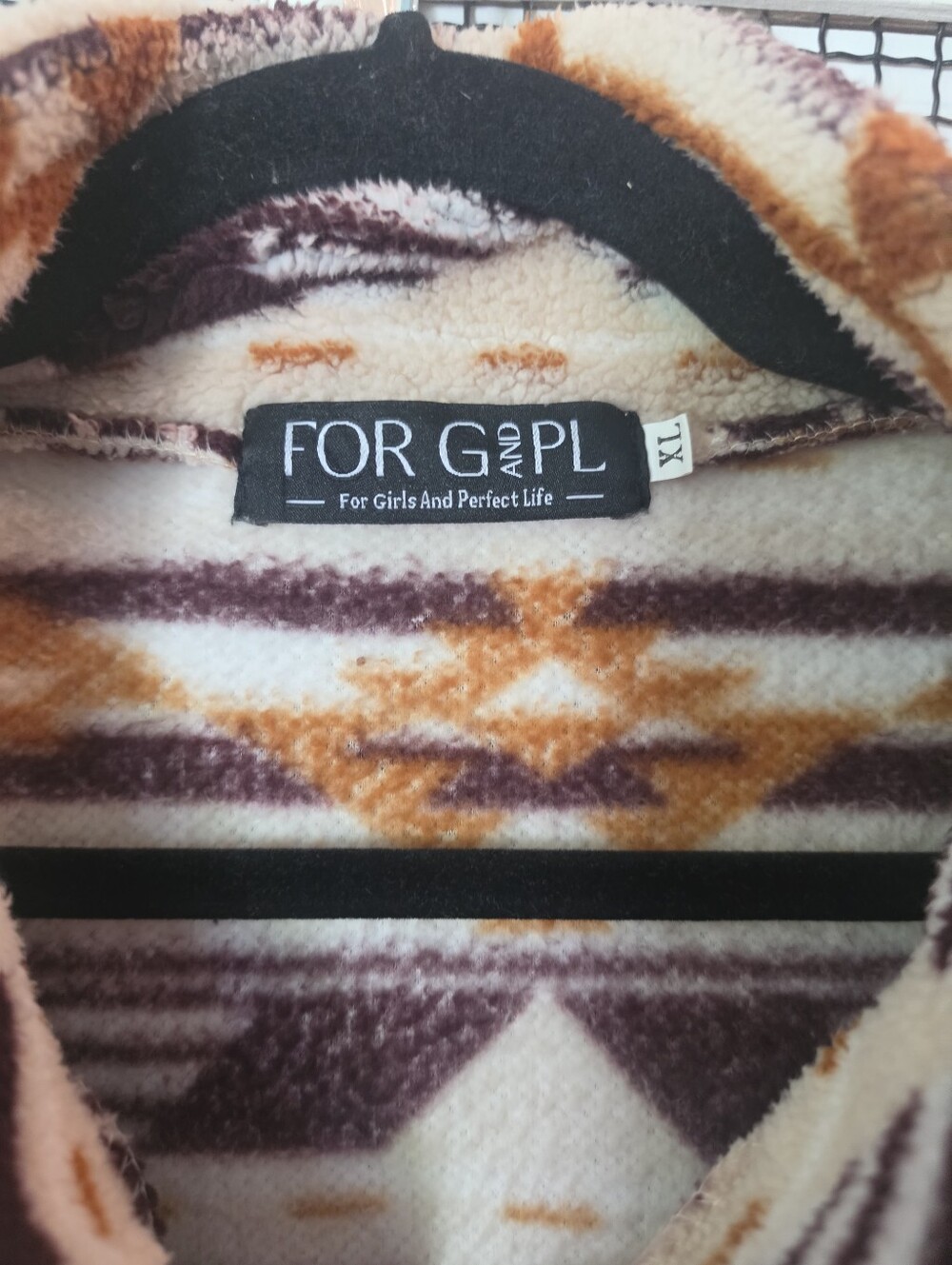 Aztec Print Fleece - Picture 2 of 3